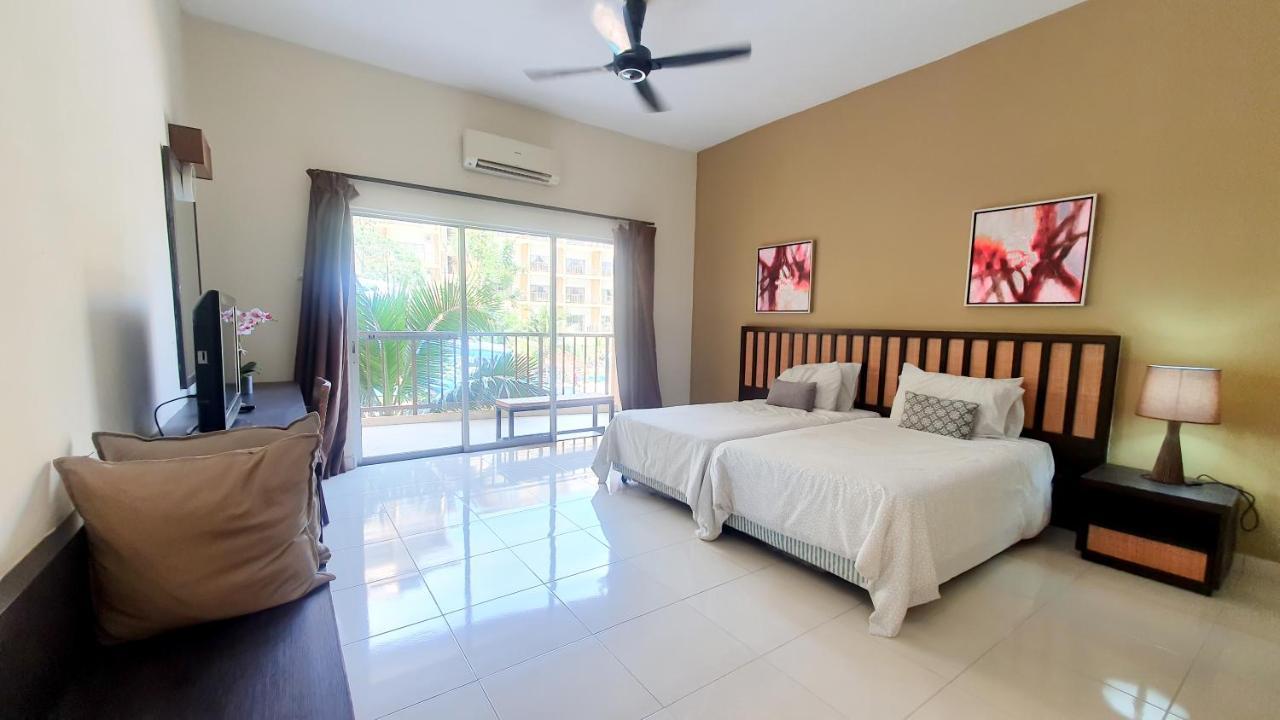 Gold Coast Morib By 369 Stay Kampong Tanjong Pechah Exterior foto